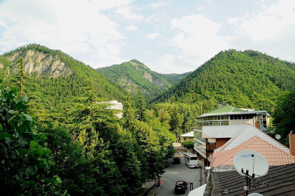 Alma-Ata Hotel Borzsomi Kültér fotó
